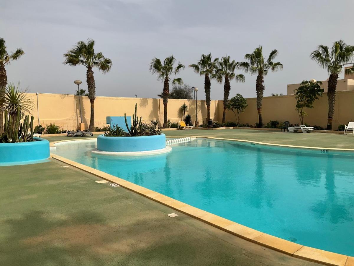 Surf & Chill Bungalow 69, Quiet Green Oasis With Community Swimmingpool Parque Holandes Exteriér fotografie